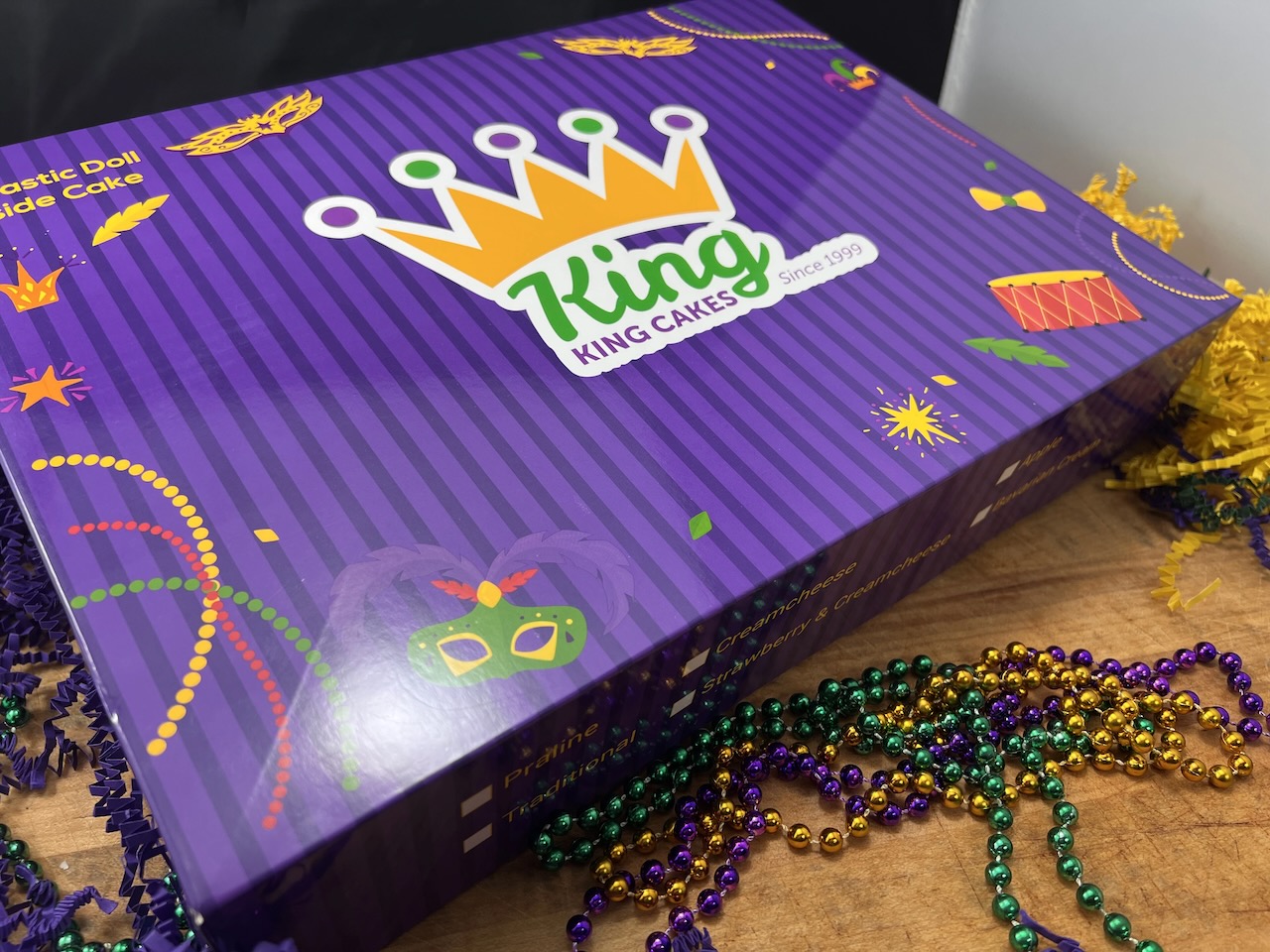 Bavarian Cream King Cake - Image 4